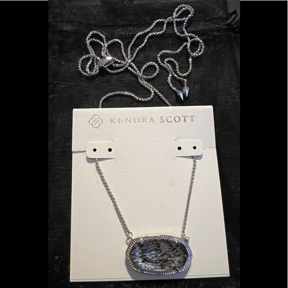 LOWEST PRICE AUTHENTIC KENDRA SCOTT 🆑 Final Sale-No Offers-No Shipping Discount - Picture 10 of 11